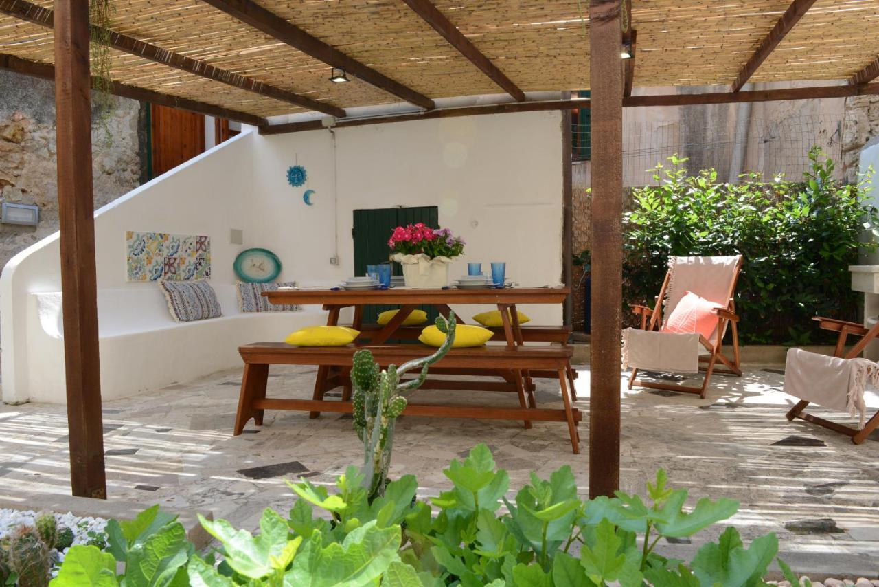 Old Town Secret Garden Apartment อาลเกโร ภายนอก รูปภาพ