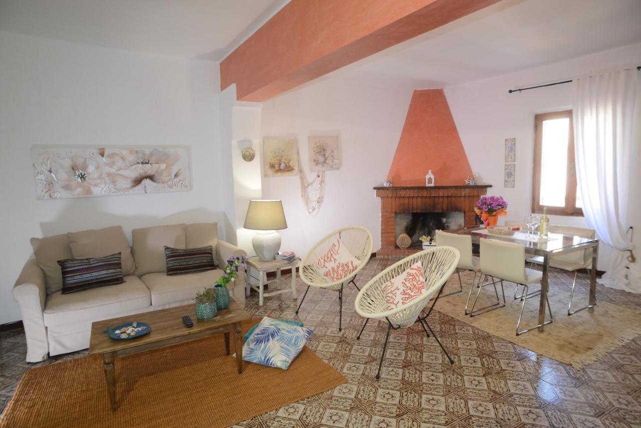 Old Town Secret Garden Apartment อาลเกโร ภายนอก รูปภาพ